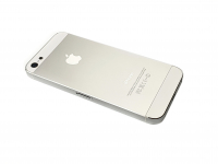 originální kryt baterie osazený  Apple iPhone 5 silver